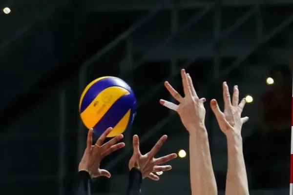 Karşıyaka voleybolda altyapıya döndü