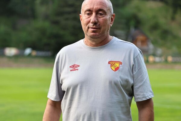 Stoilov’dan transfer müjdesi: 1 ya da 2 oyun...