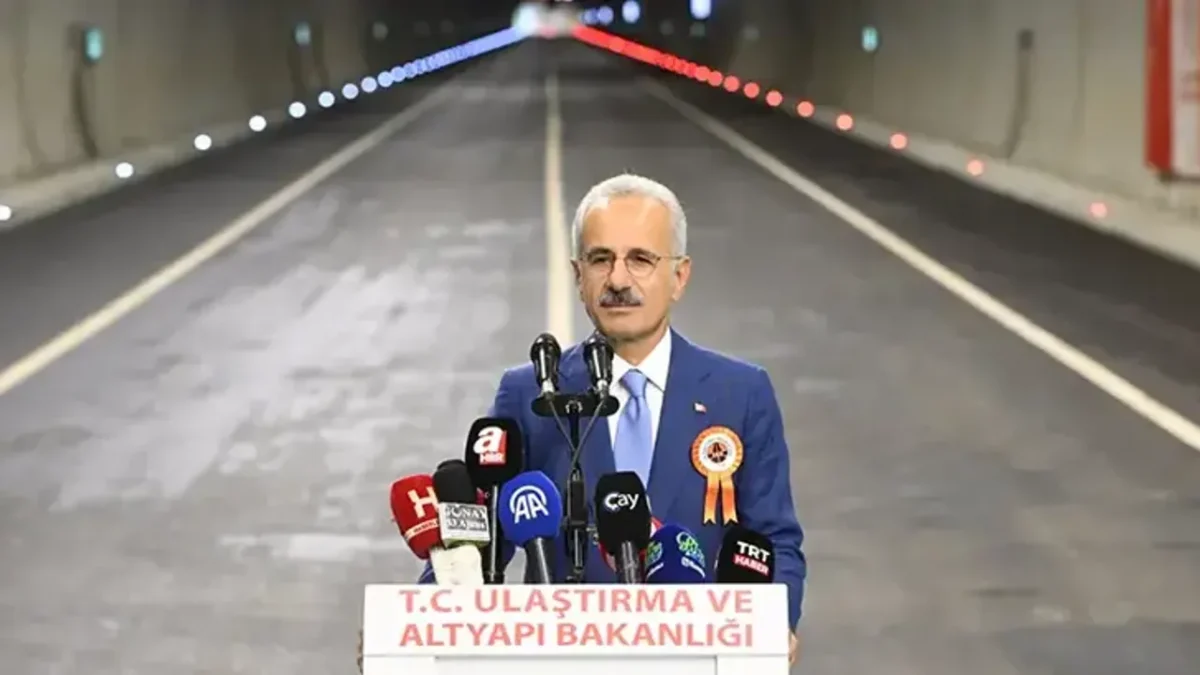 Bakan Uraloğlu: Türkiye’yi adeta yeniden inşa ettik
