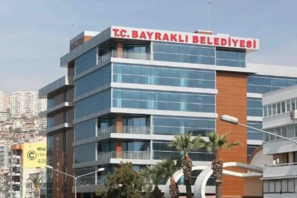 Bayraklı’da TİS krizi… Yüzde 10 zam önerisin...