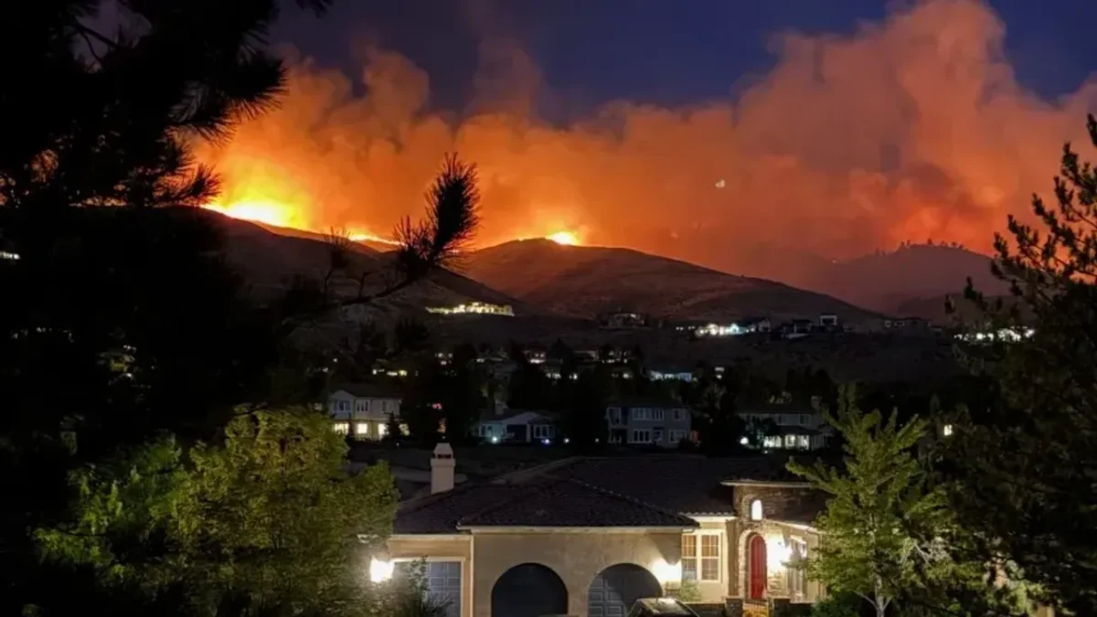 Nevada’da orman yangını: 90 bin kişi için tahliye çağrısı Nevada’da orman yangını: 90 bin kişi için tahliye çağrısı