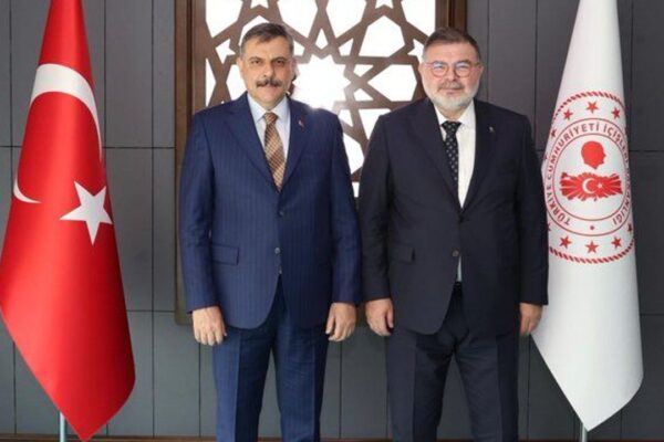 AK Partili Saygılı’dan Bakan Çiftçi’ye...