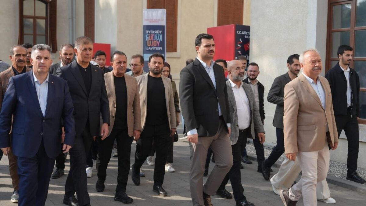 İnan’dan İzmir Kültür Yolu Festivali mesajı: Tugay’a teşekkür etti İnan’dan İzmir Kültür Yolu Festivali mesajı: Tugay’a teşekkür etti